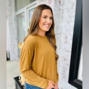 Tahari mustard long sleeve